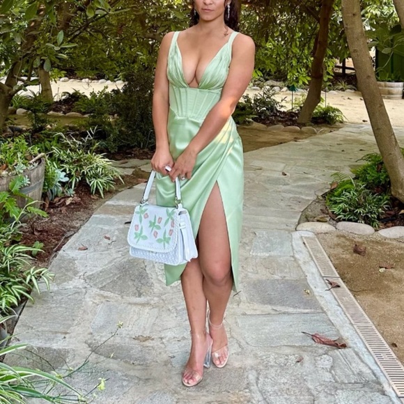 HOUSE OF CB FAYE PISTACHIO SATIN CORSET MIDI DRESS NWOT‎ size M - Picture 13 of 15